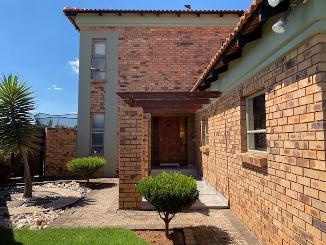 3 Bedroom Property for Sale in Rayton Gauteng