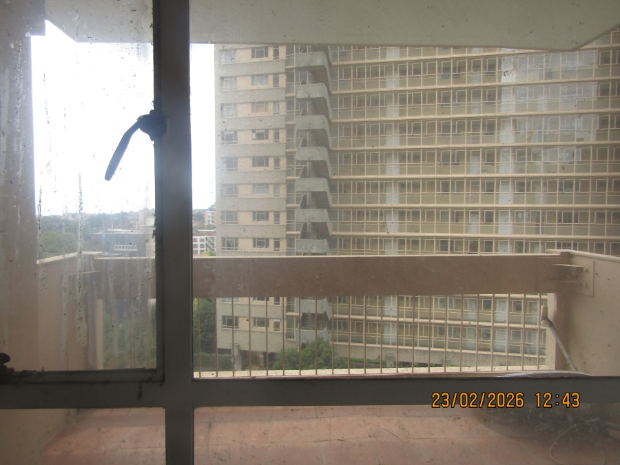 2 Bedroom Property for Sale in Parktown North Gauteng