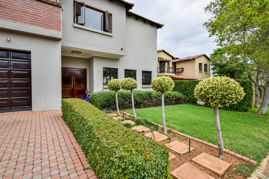 4 Bedroom Property for Sale in Olympus AH Gauteng