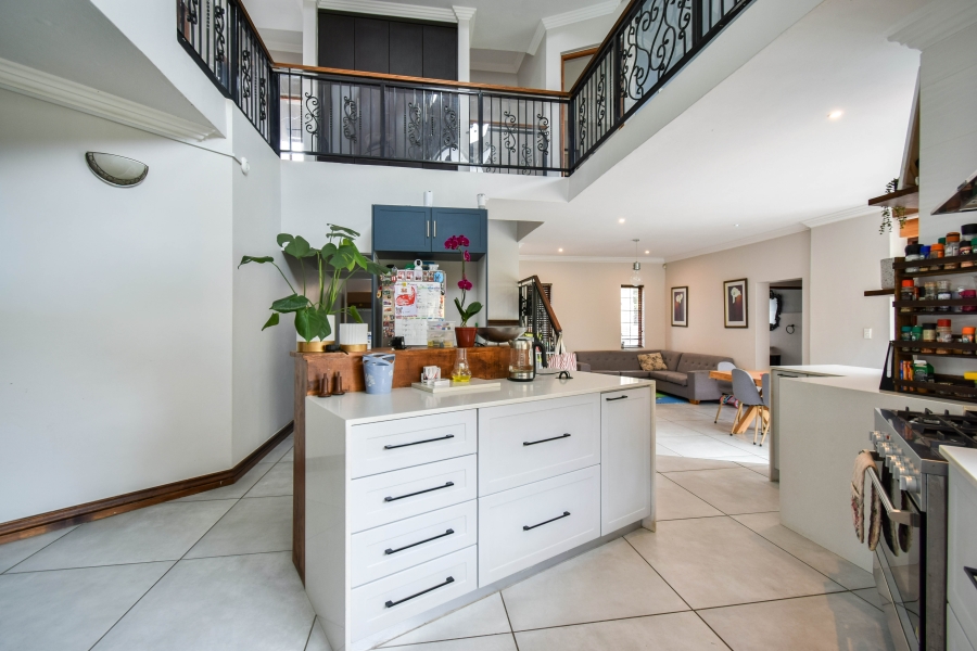 4 Bedroom Property for Sale in Olympus AH Gauteng