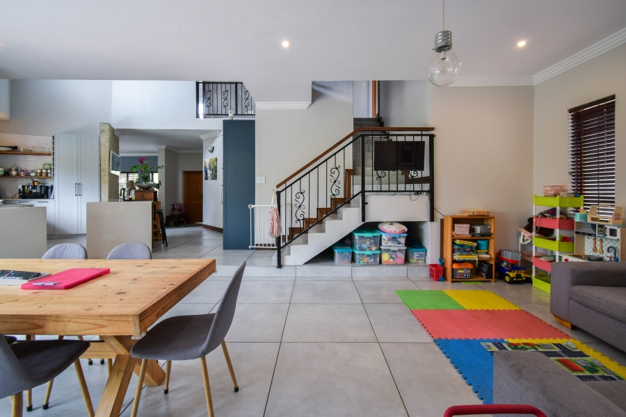 4 Bedroom Property for Sale in Olympus AH Gauteng