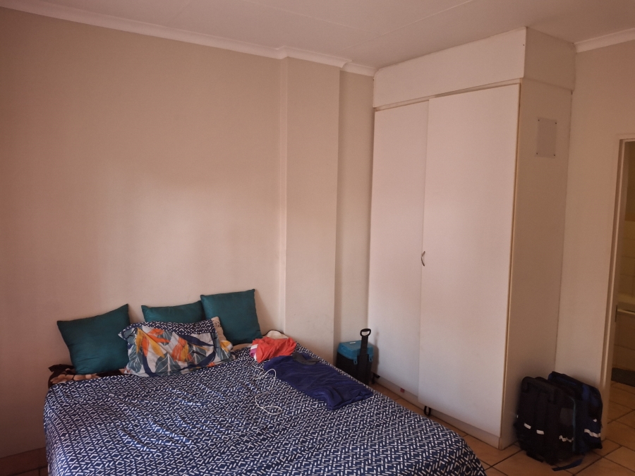 2 Bedroom Property for Sale in Die Wilgers Gauteng