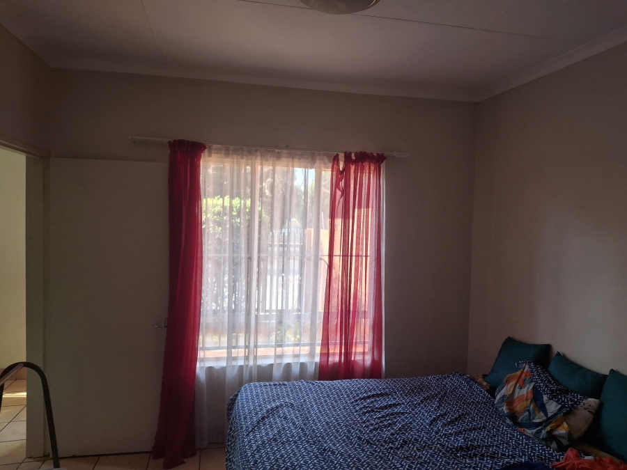 2 Bedroom Property for Sale in Die Wilgers Gauteng