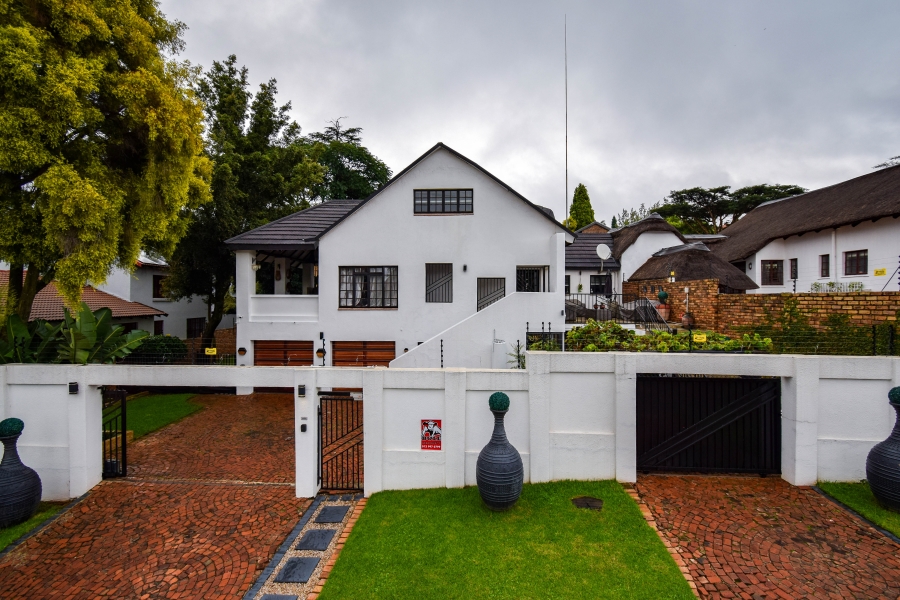 4 Bedroom Property for Sale in Moreleta Park Gauteng