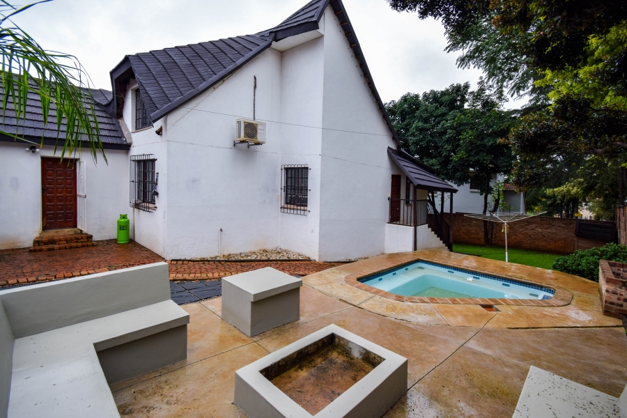 4 Bedroom Property for Sale in Moreleta Park Gauteng