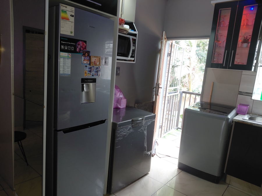 2 Bedroom Property for Sale in Pretoria North Gauteng