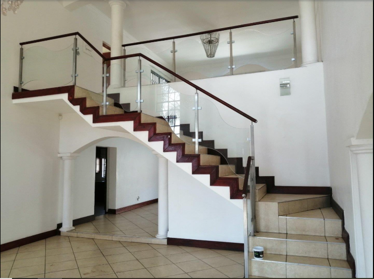 4 Bedroom Property for Sale in Amandasig Gauteng