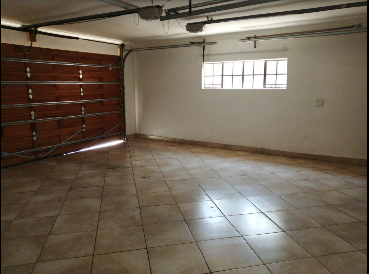 4 Bedroom Property for Sale in Amandasig Gauteng