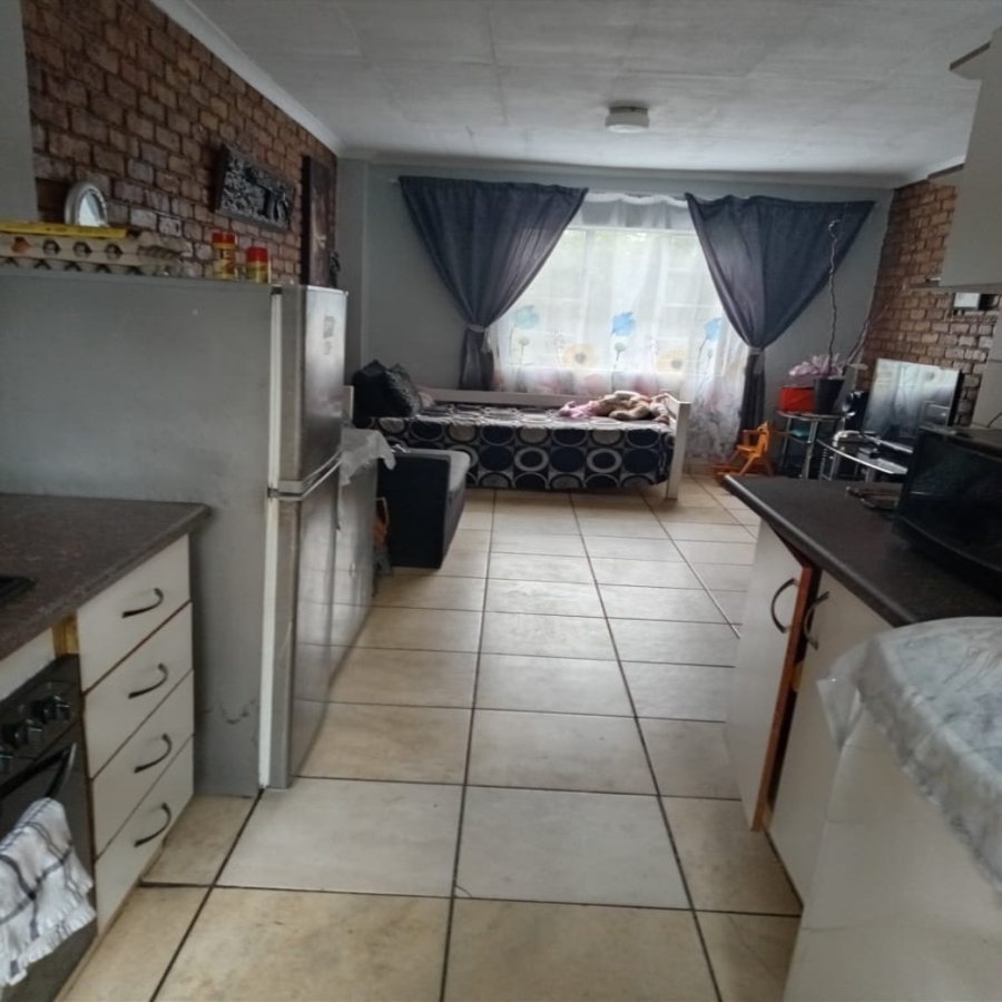 2 Bedroom Property for Sale in Pretoria West Gauteng