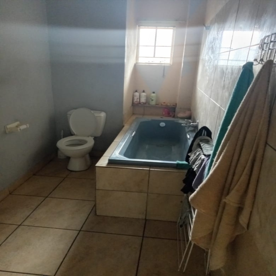 2 Bedroom Property for Sale in Pretoria West Gauteng
