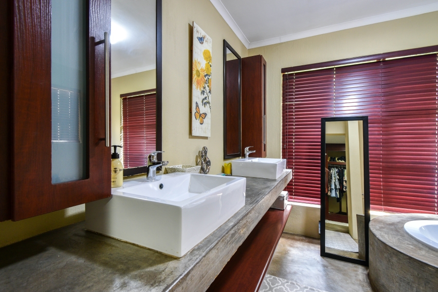 4 Bedroom Property for Sale in Olympus AH Gauteng