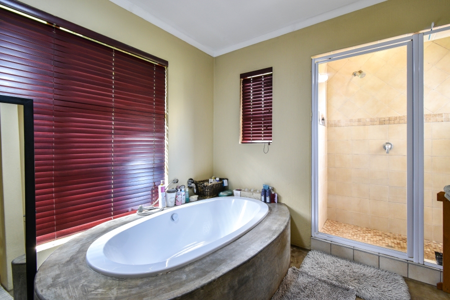 4 Bedroom Property for Sale in Olympus AH Gauteng