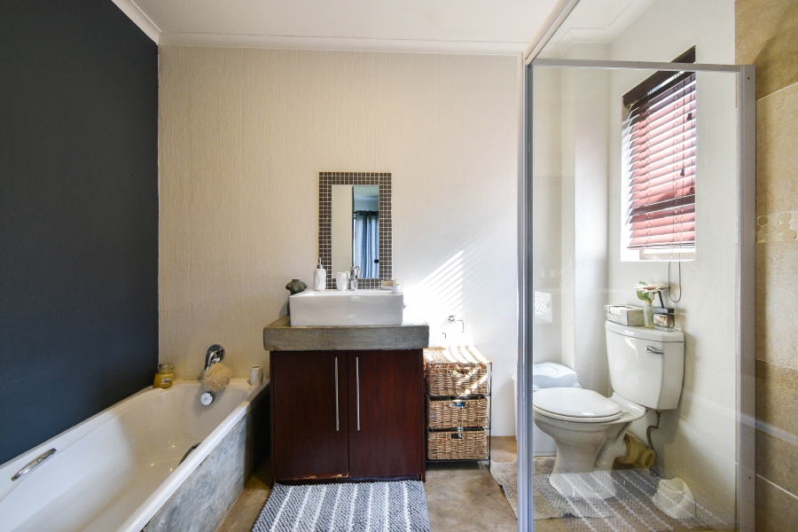 4 Bedroom Property for Sale in Olympus AH Gauteng