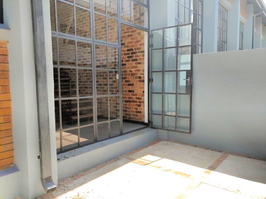 1 Bedroom Property for Sale in Braamfontein Gauteng