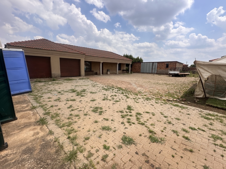 1 Bedroom Property for Sale in Stretford Gauteng