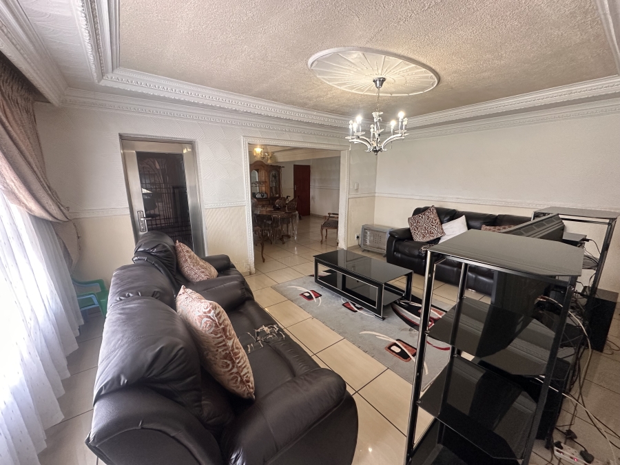 1 Bedroom Property for Sale in Stretford Gauteng