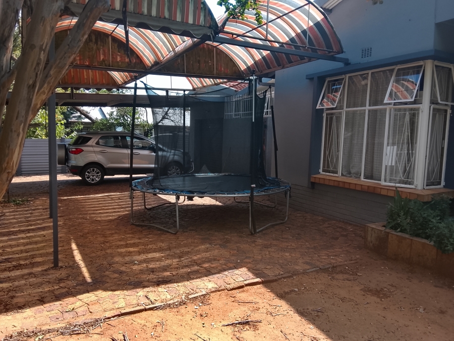 3 Bedroom Property for Sale in Vanderbijlpark SW 5 Gauteng