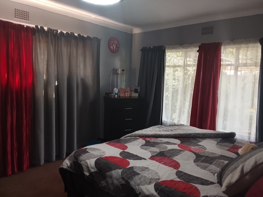 3 Bedroom Property for Sale in Vanderbijlpark SW 5 Gauteng