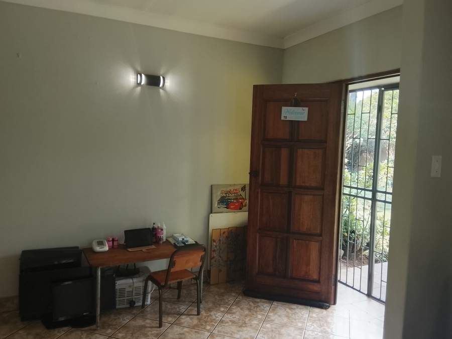3 Bedroom Property for Sale in Vanderbijlpark SW 5 Gauteng