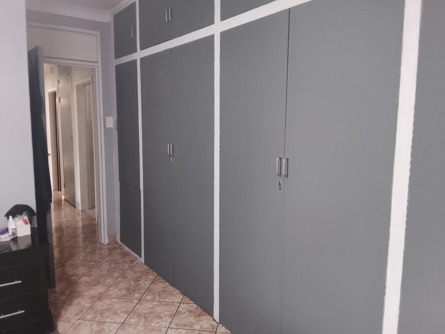 3 Bedroom Property for Sale in Vanderbijlpark SW 5 Gauteng