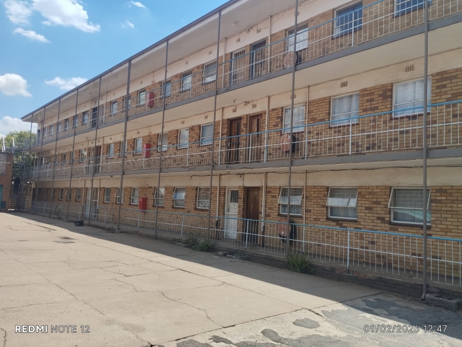 2 Bedroom Property for Sale in Vanderbijlpark CW 3 Gauteng