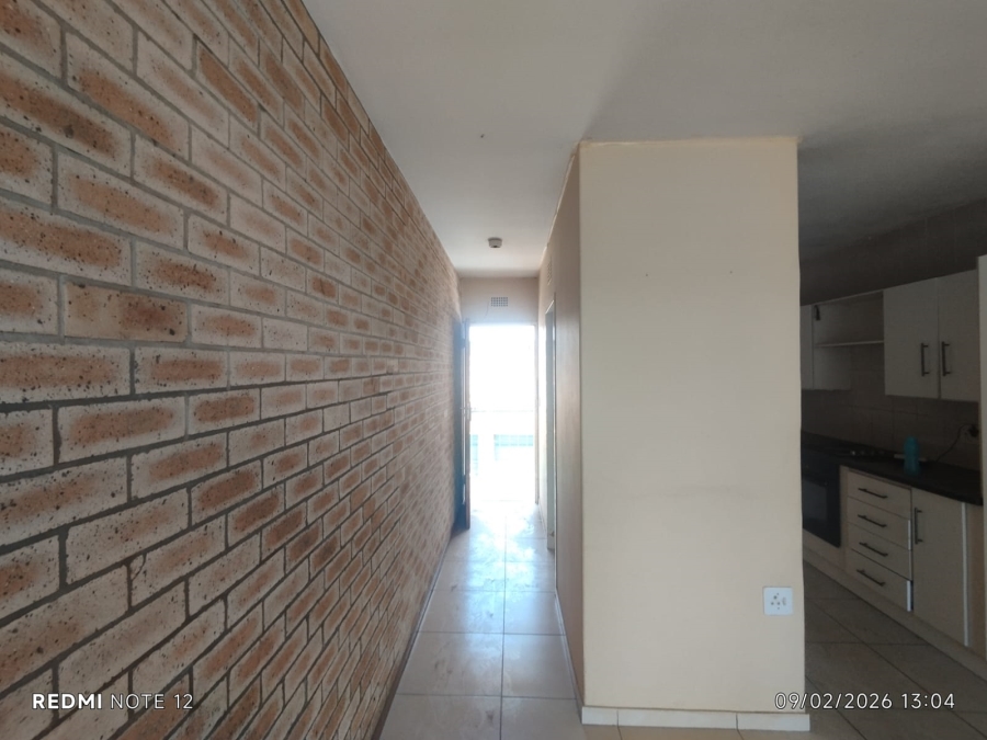 2 Bedroom Property for Sale in Vanderbijlpark CW 3 Gauteng