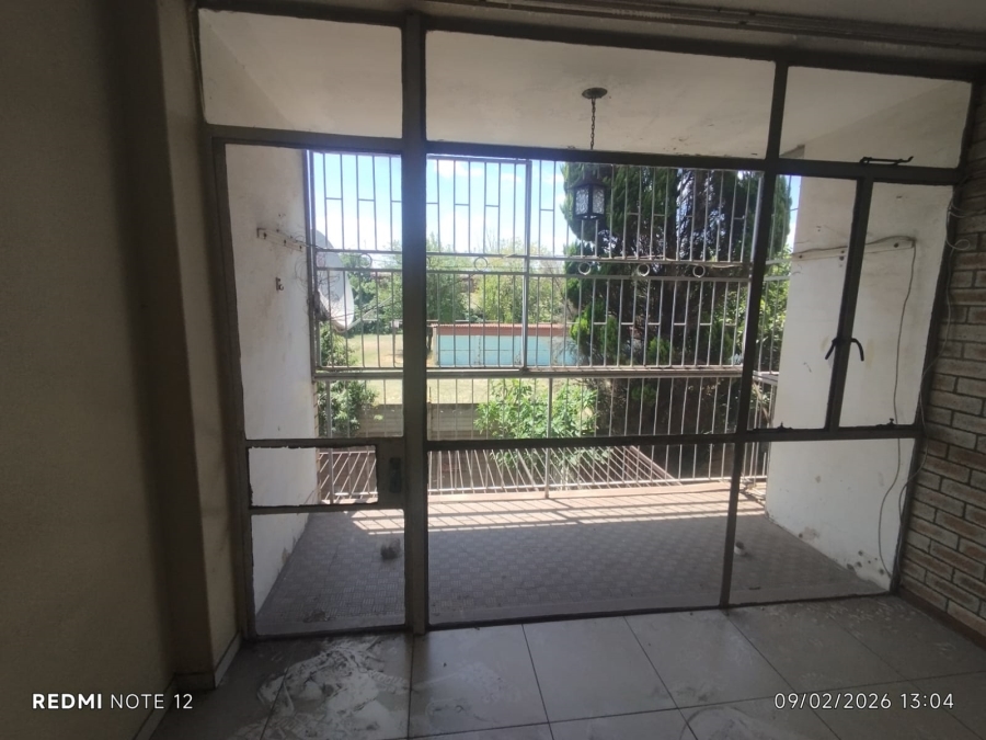2 Bedroom Property for Sale in Vanderbijlpark CW 3 Gauteng