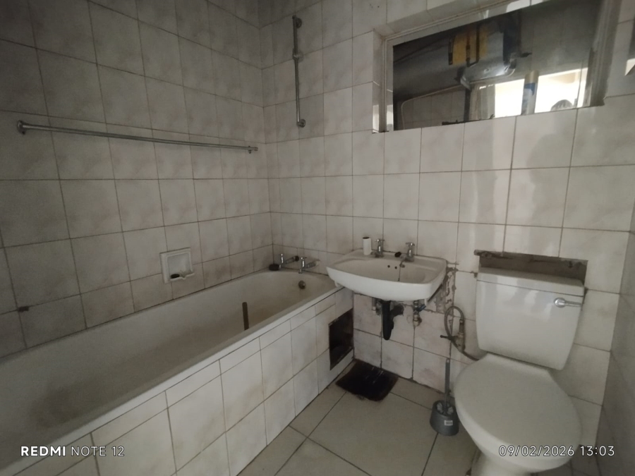2 Bedroom Property for Sale in Vanderbijlpark CW 3 Gauteng
