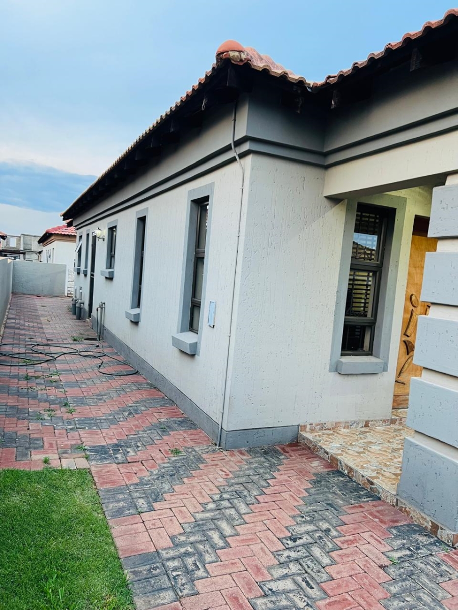 3 Bedroom Property for Sale in Vanderbijlpark CE 7 Gauteng
