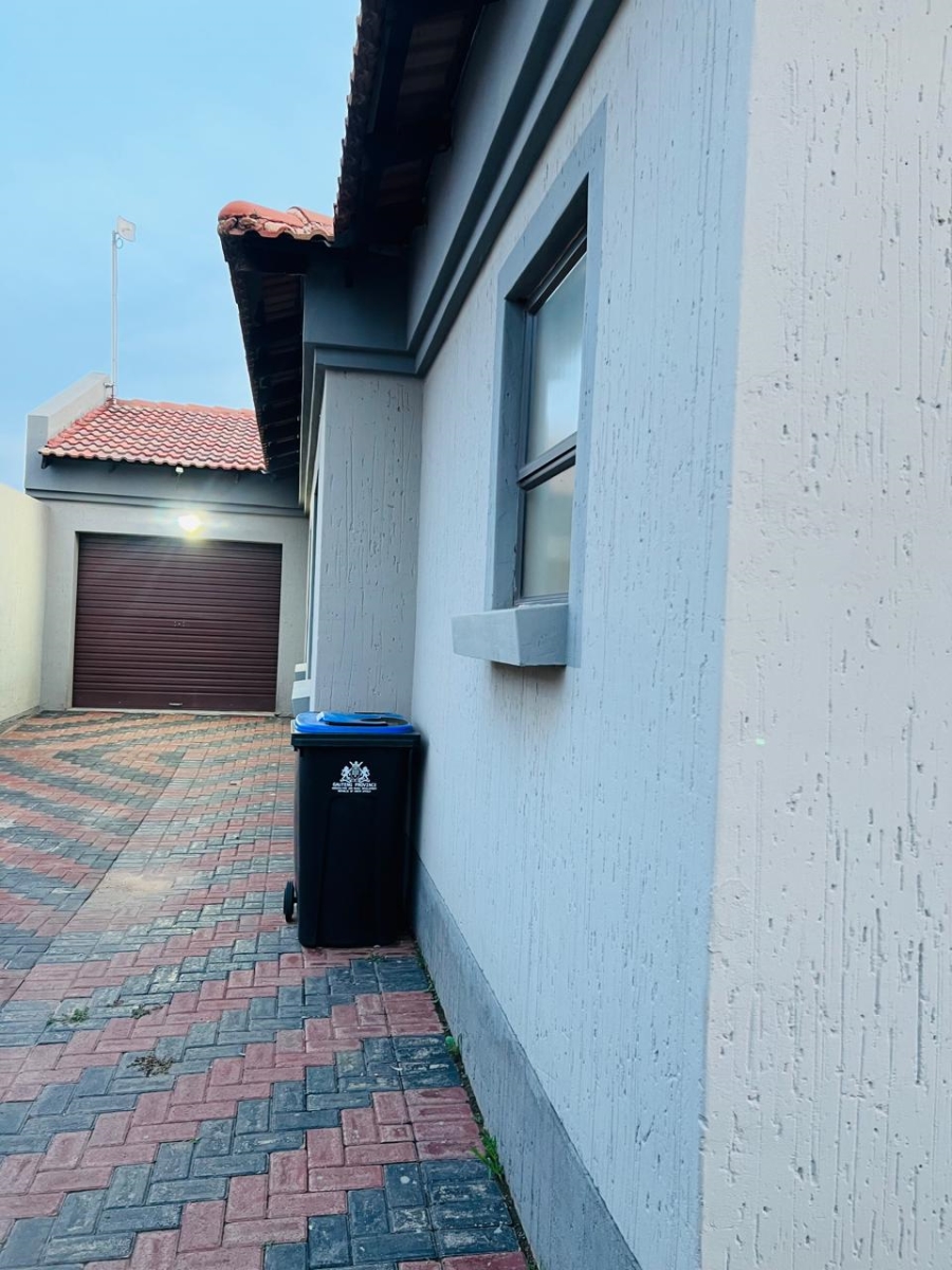 3 Bedroom Property for Sale in Vanderbijlpark CE 7 Gauteng