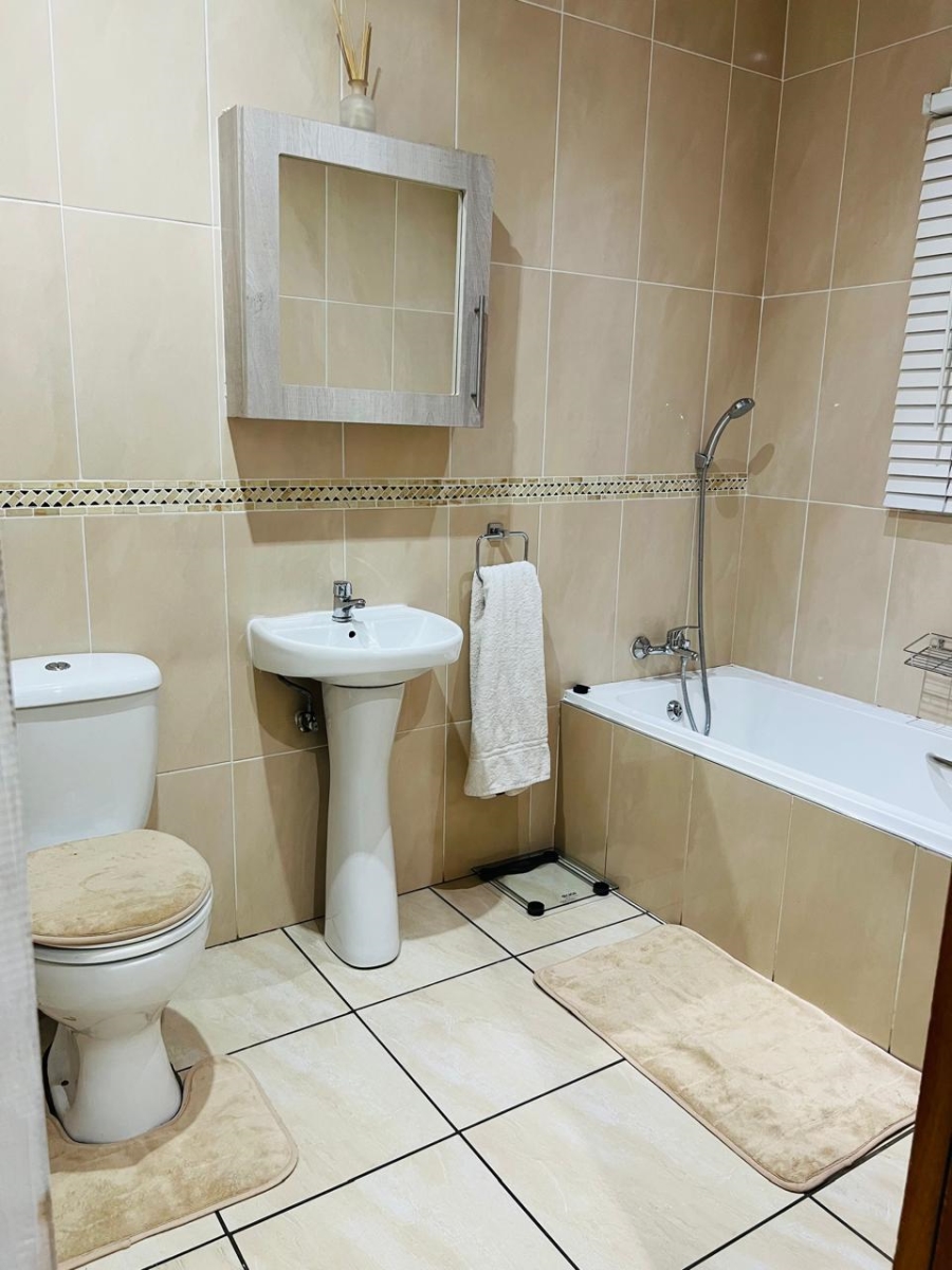 3 Bedroom Property for Sale in Vanderbijlpark CE 7 Gauteng