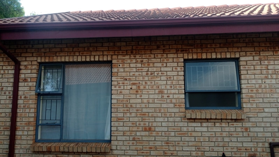 2 Bedroom Property for Sale in Riversdale Gauteng
