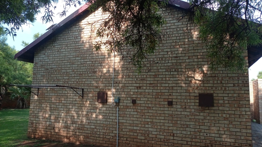 2 Bedroom Property for Sale in Riversdale Gauteng