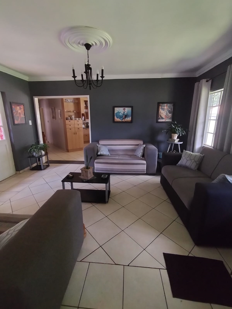 3 Bedroom Property for Sale in Golf Park Gauteng