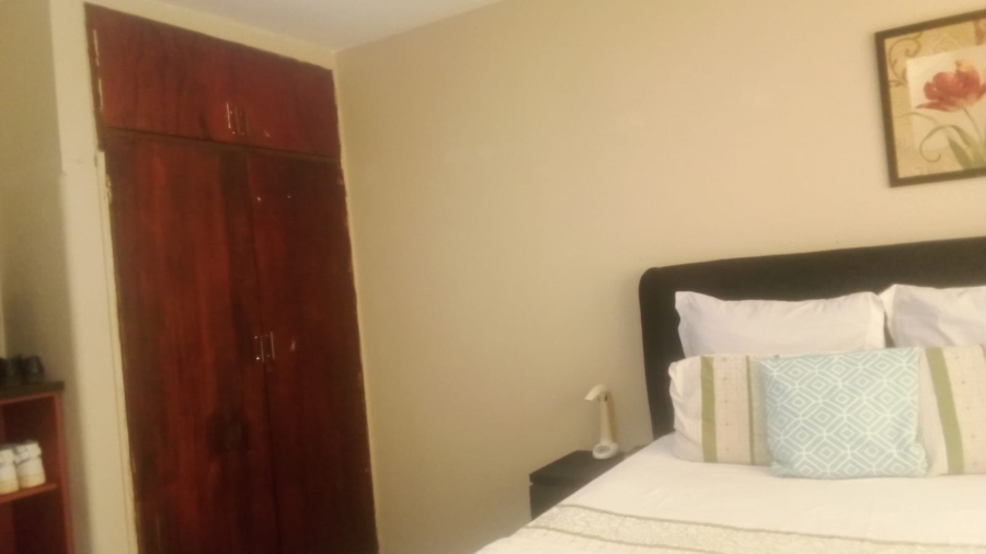 1 Bedroom Property for Sale in Vanderbijlpark CW 1 Gauteng