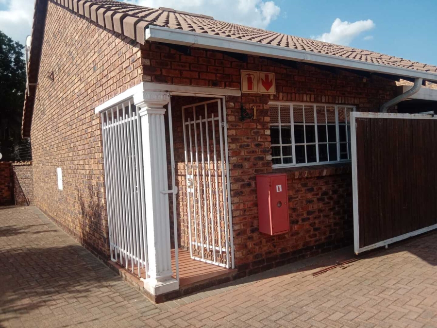 2 Bedroom Property for Sale in Arcon Park Gauteng