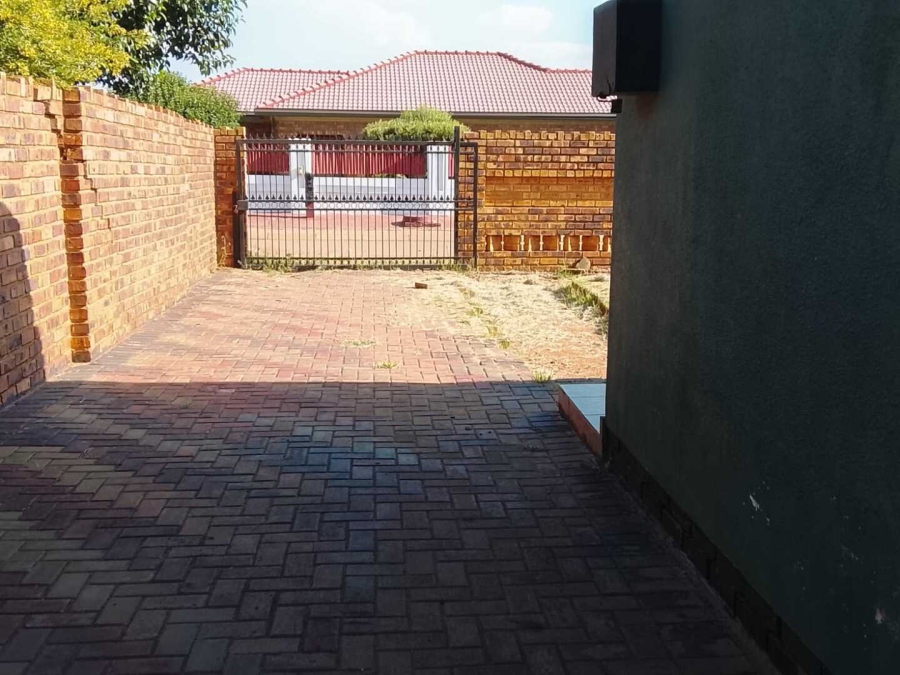 3 Bedroom Property for Sale in Beverley Hills Gauteng