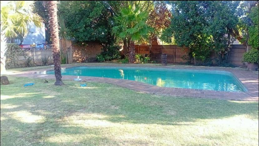4 Bedroom Property for Sale in Three Rivers East Gauteng