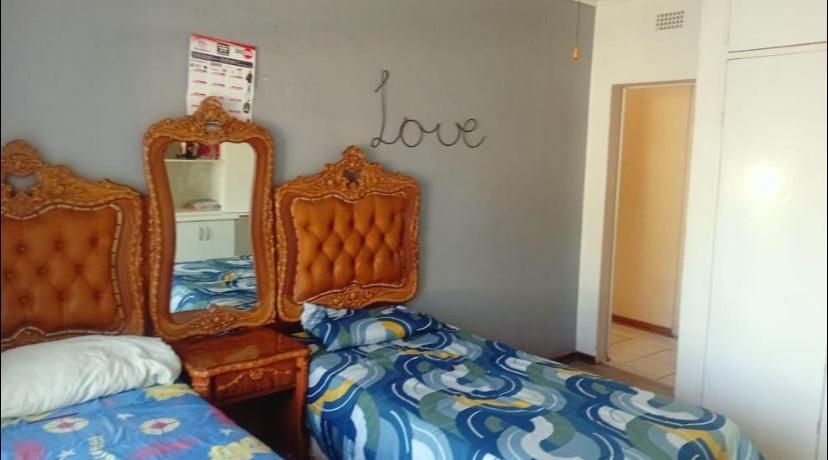 4 Bedroom Property for Sale in Three Rivers East Gauteng