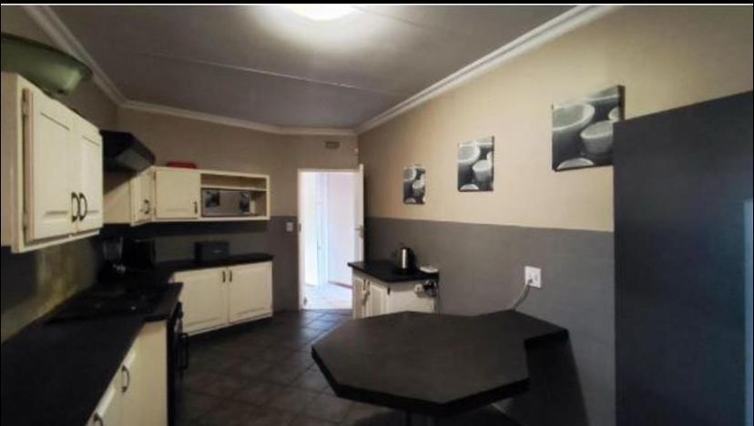 4 Bedroom Property for Sale in Three Rivers East Gauteng
