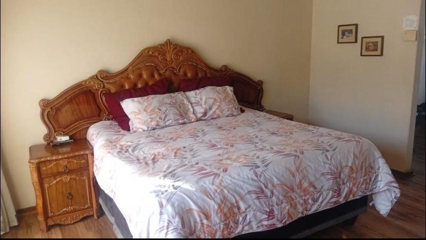 4 Bedroom Property for Sale in Three Rivers East Gauteng