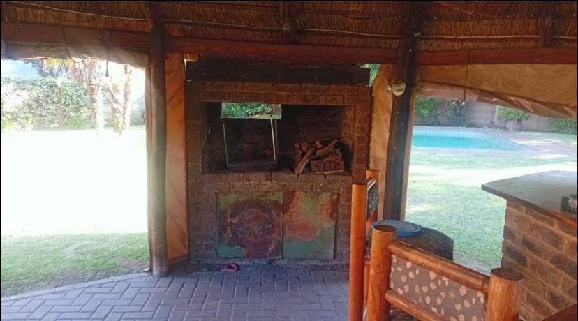 4 Bedroom Property for Sale in Three Rivers East Gauteng