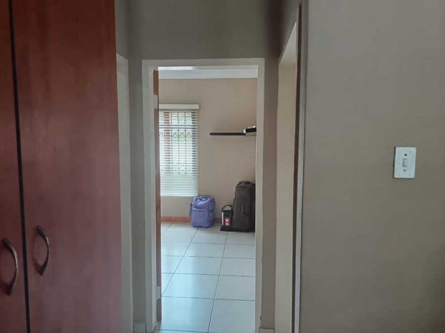 3 Bedroom Property for Sale in Vaaloewer Gauteng