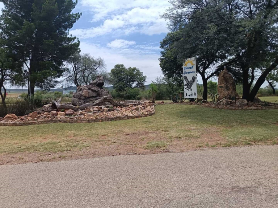 3 Bedroom Property for Sale in Vaaloewer Gauteng