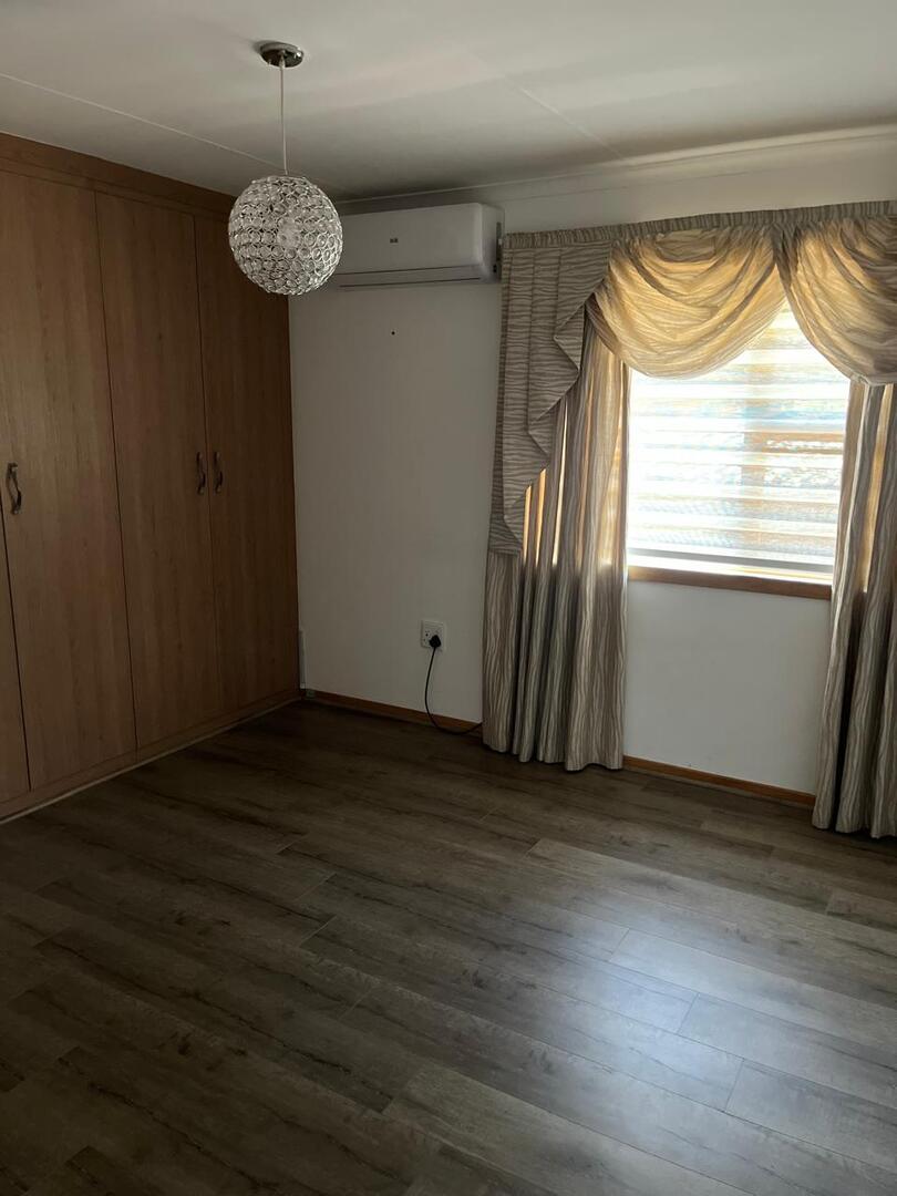 2 Bedroom Property for Sale in Vaaloewer Gauteng