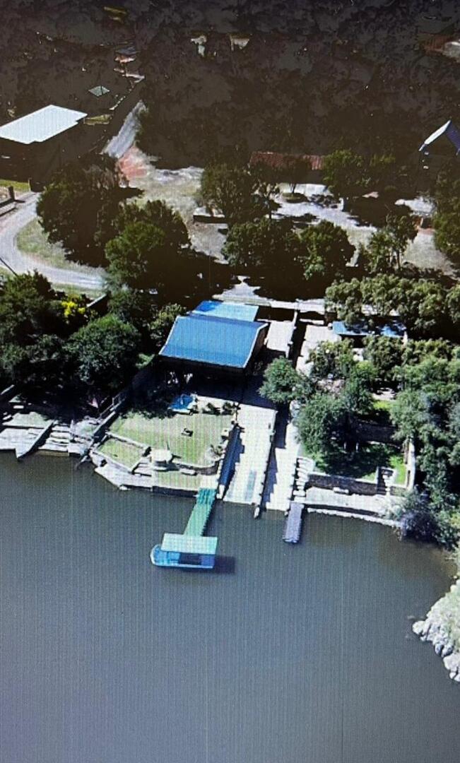 2 Bedroom Property for Sale in Vaaloewer Gauteng