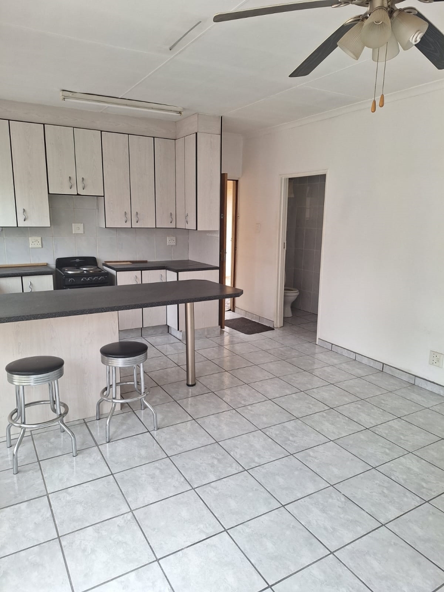 To Let 1 Bedroom Property for Rent in Arcon Park Gauteng