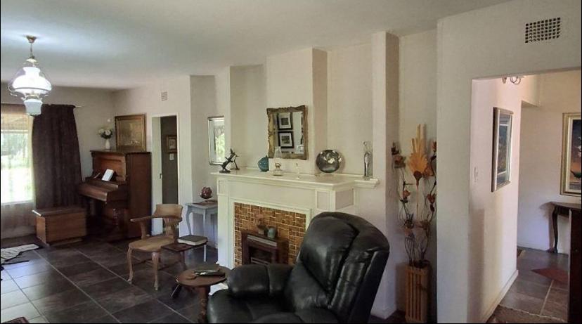 4 Bedroom Property for Sale in Miravaal Gauteng