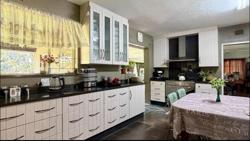 4 Bedroom Property for Sale in Miravaal Gauteng