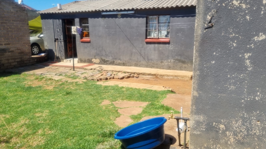 2 Bedroom Property for Sale in Sebokeng Zone 13 Gauteng